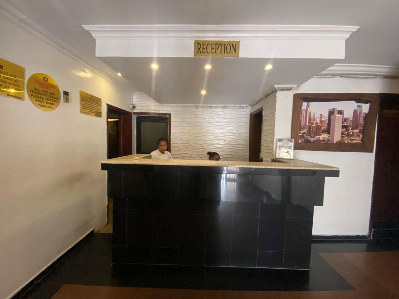 Presken Hotel And Resorts Mojidi Ikeja Exterior foto